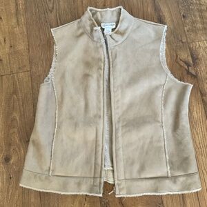 Pendleton vintage faux fur lined vest